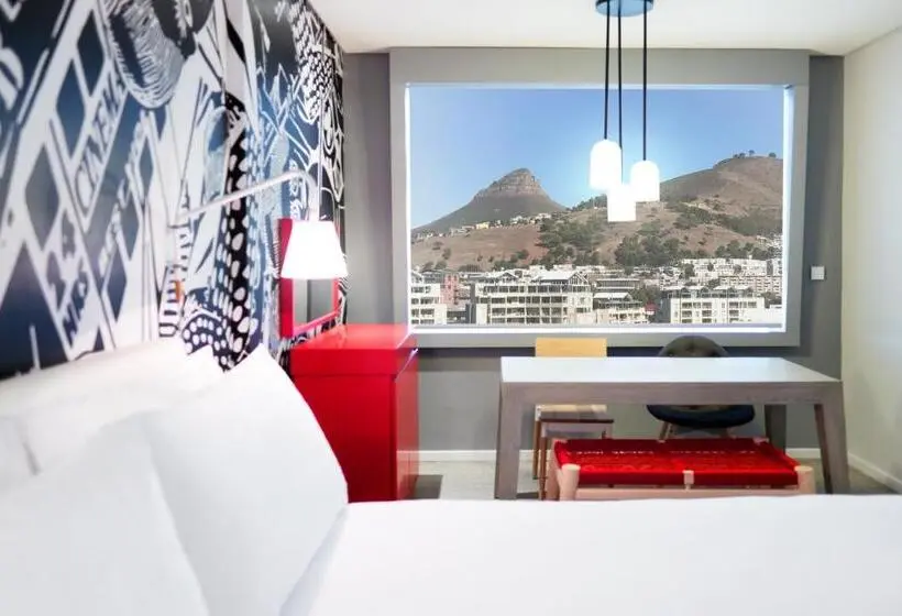 マウンテンビュースタンダードルーム, Radisson Red Hotel V&a Waterfront Cape Town
