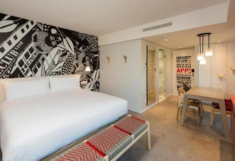 マウンテンビューファミリールーム, Radisson Red Hotel V&a Waterfront Cape Town