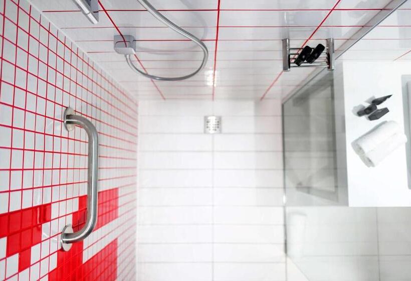 Номер Стандарт Вид на Горы, Radisson Red Hotel V&a Waterfront Cape Town