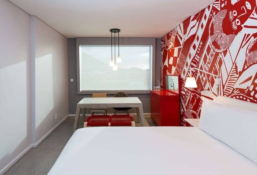 Номер Стандарт Вид на Горы, Radisson Red Hotel V&a Waterfront Cape Town