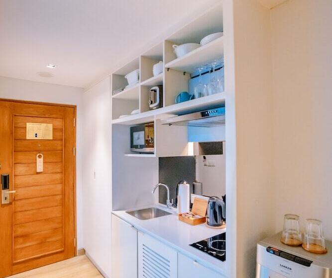 스탠다드 스튜디오, Rama Residence Padma