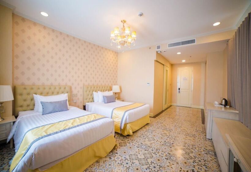 اتاق کلاب, Rizal Park