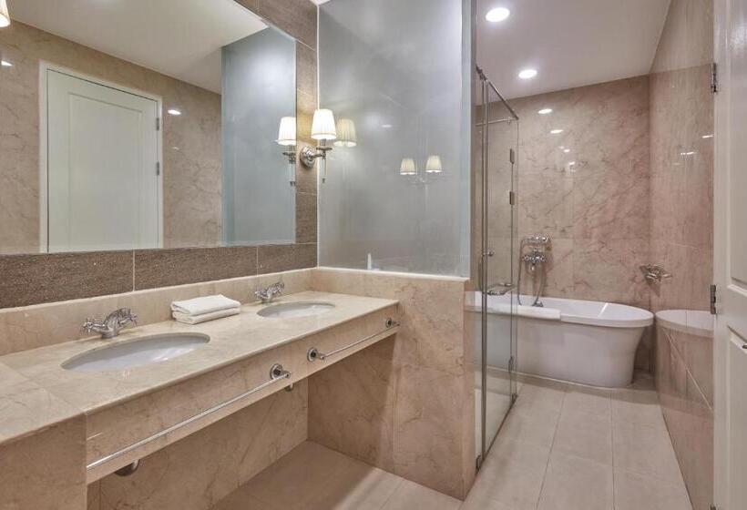 سوییت جونیور, Rizal Park