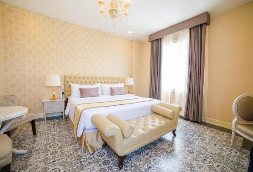 سوییت جونیور, Rizal Park