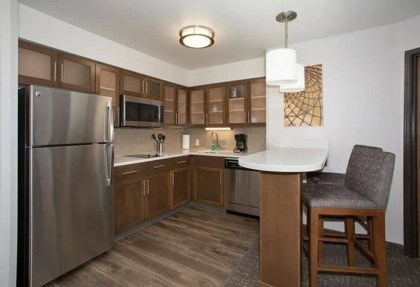 سوئیت برای معلولان, Staybridge Suites Rapid City Rushmore, An Ihg