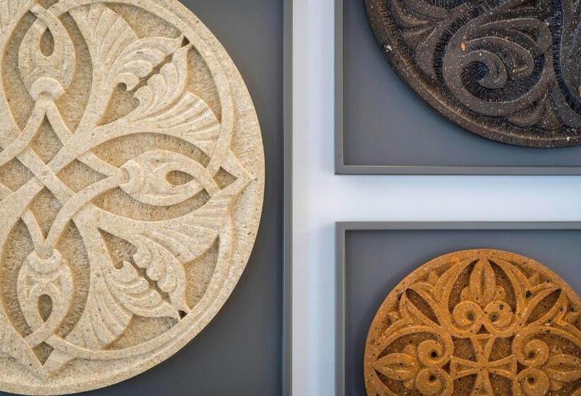 سوئیت با تخت بزرگ, The Alexander, A Luxury Collection Hotel, Yerevan