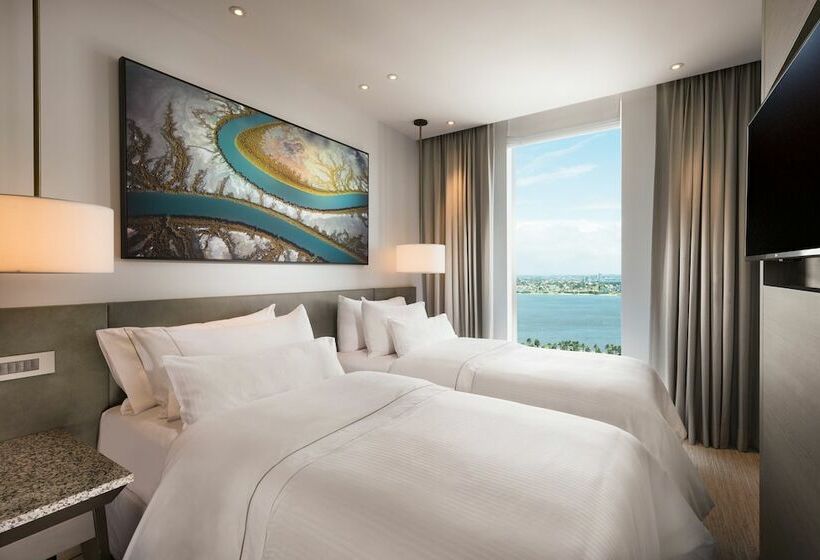 Номер Deluxe, The Westin Perth