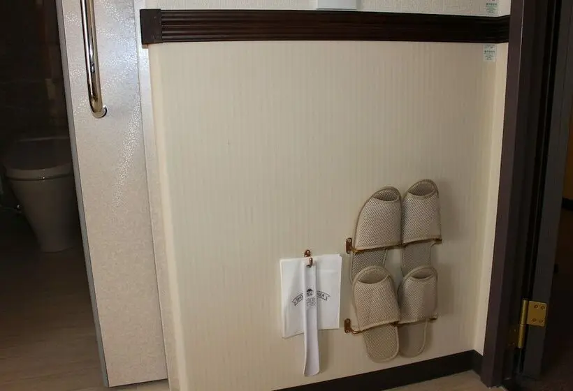 Economy-huone, Toyoko Inn Osaka Umeda Nakatsu No. 2