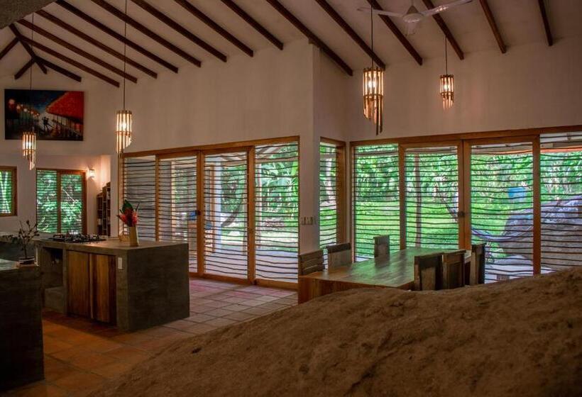 デラックスファミリールーム, Finca Carpe Diem Ecolodge