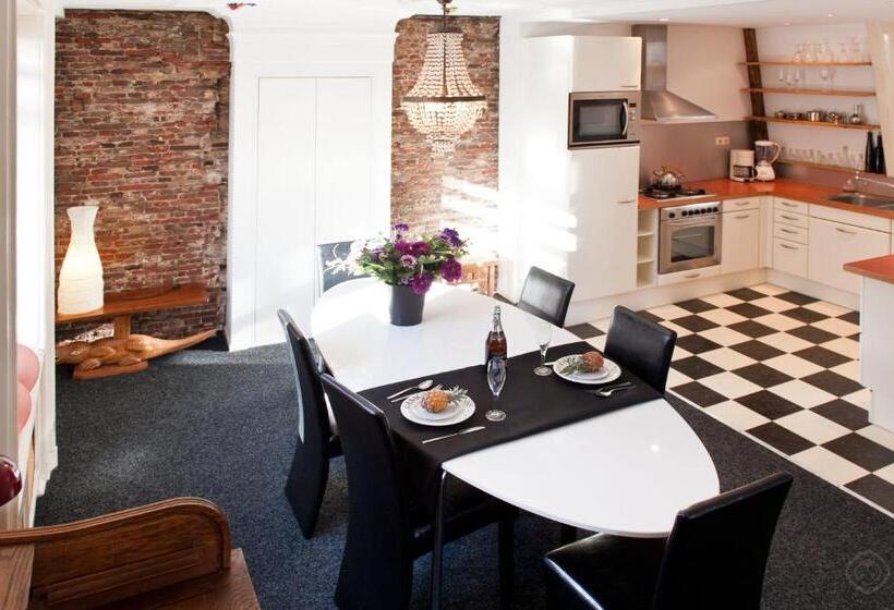 شقة غرفة واحدة, Canal Holiday Apartment