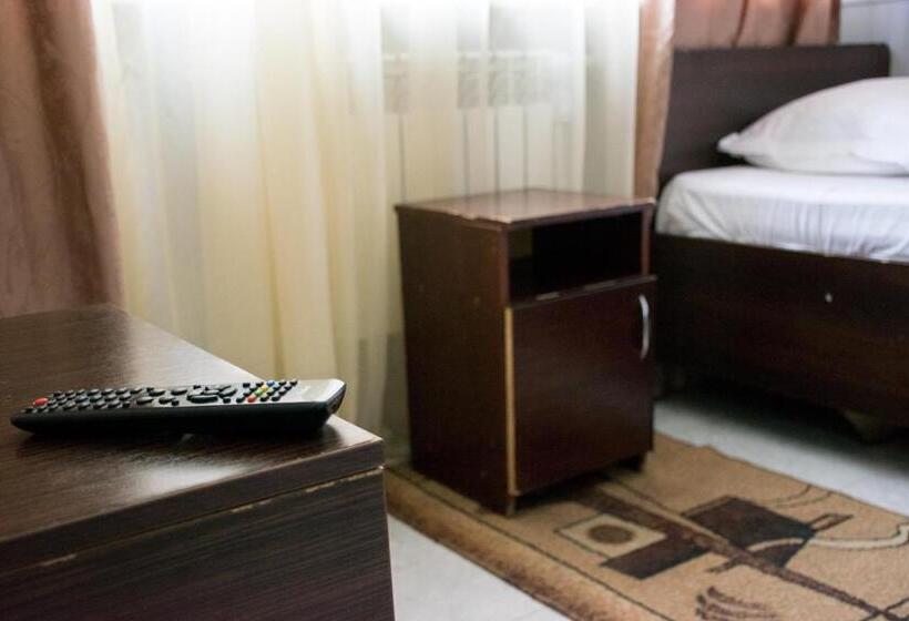 اتاق استاندارد یک نفره, Astana