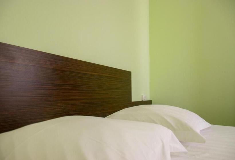 سوییت جونیور, Astana