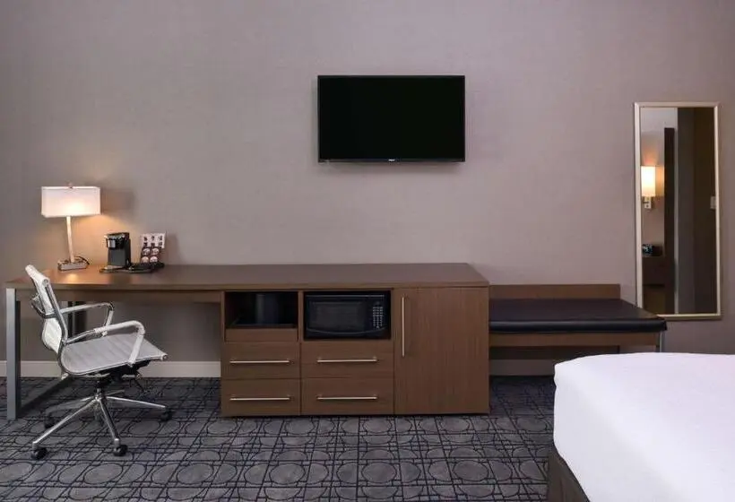 キングサイズベッドのスタンダードルーム, Best Western Plus Coalinga Inn
