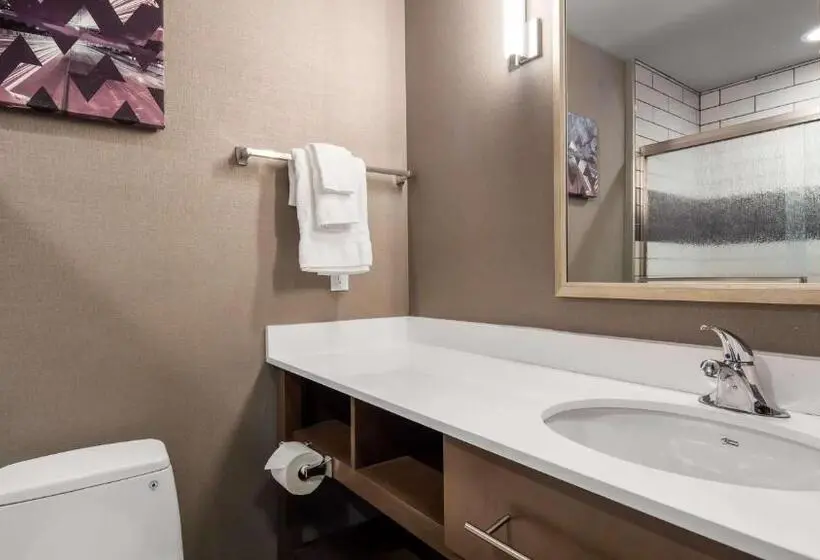 スイート, Best Western Plus Coalinga Inn