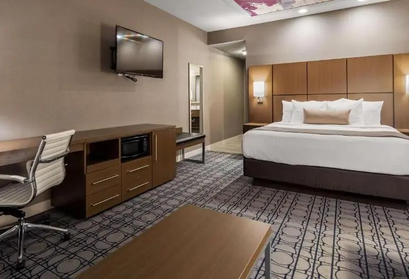 キングサイズベッドのスイートルーム, Best Western Plus Coalinga Inn
