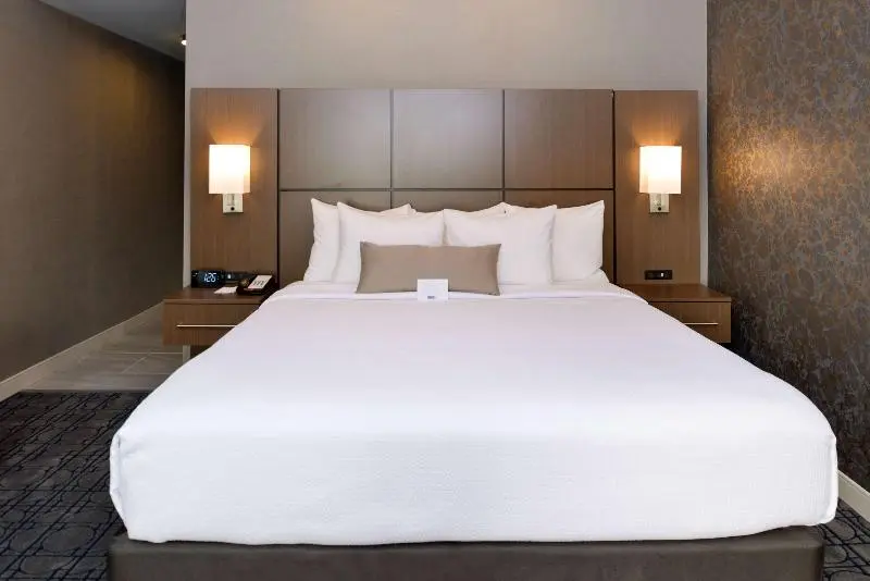 キングサイズベッドのスタンダードルーム, Best Western Plus Coalinga Inn