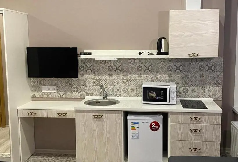 استودیوی استاندارد, Heart Kyiv Apart
