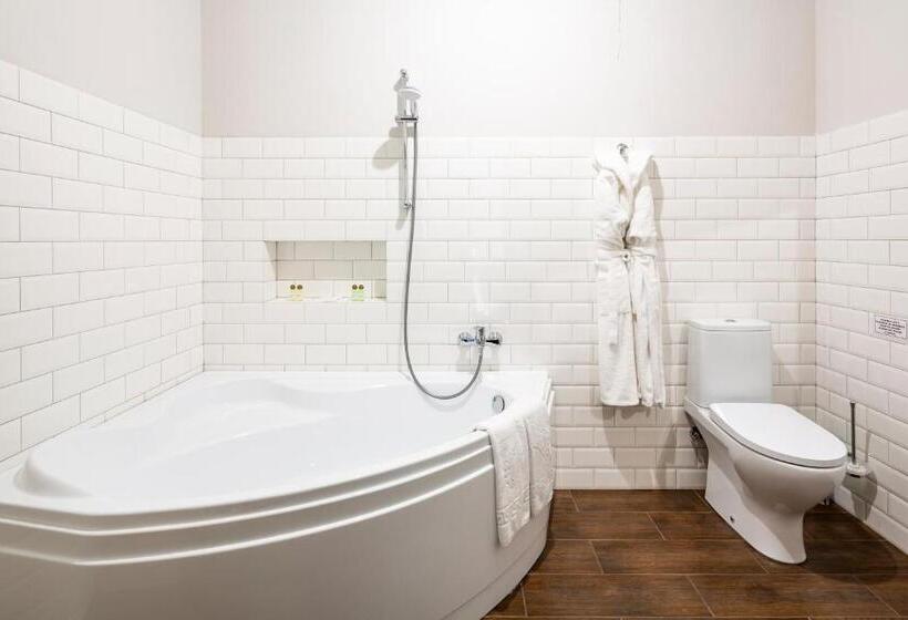اتاق لوکس, Osonnya Karpaty Resort Medical & Spa