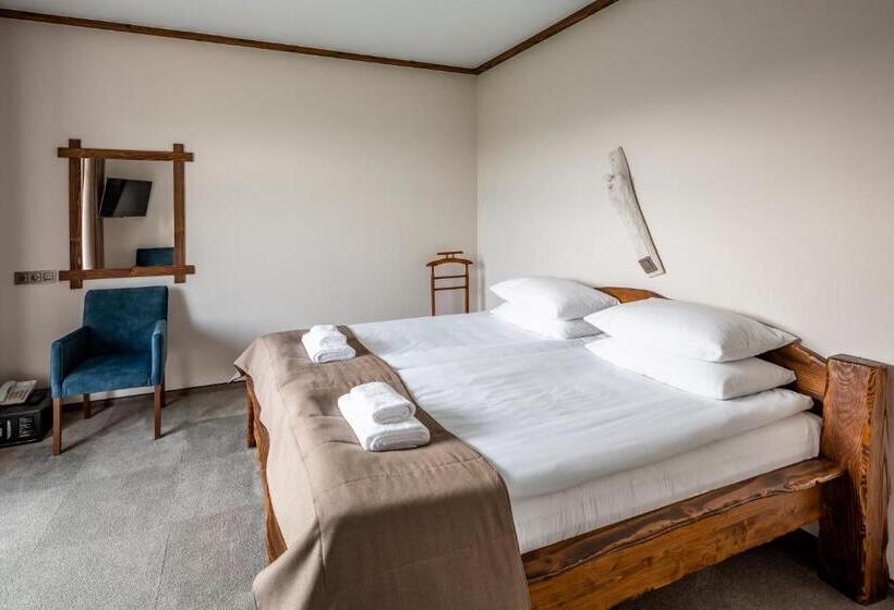 اتاق لوکس, Osonnya Karpaty Resort Medical & Spa