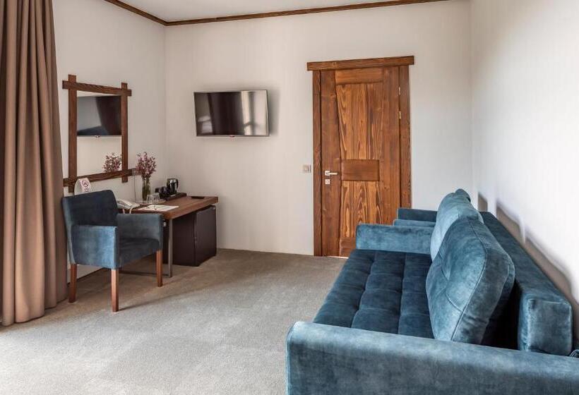 سوییت, Osonnya Karpaty Resort Medical & Spa