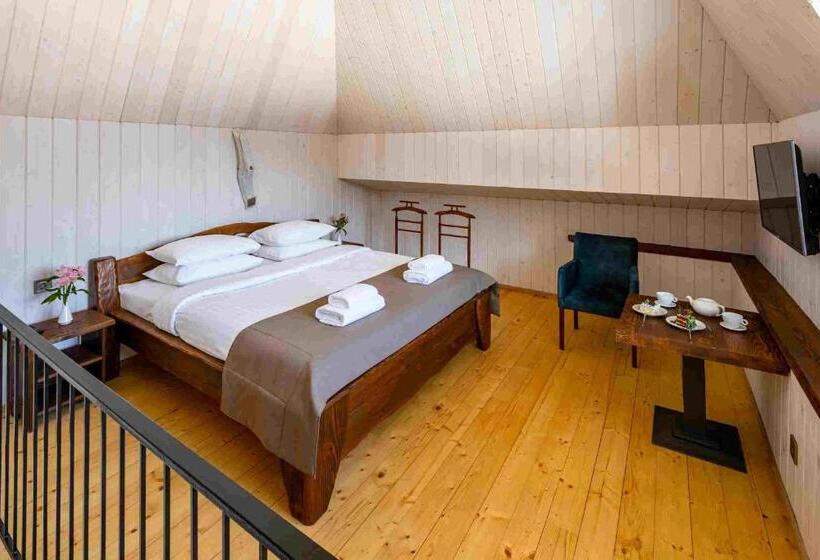 سوییت دوبلکس, Osonnya Karpaty Resort Medical & Spa