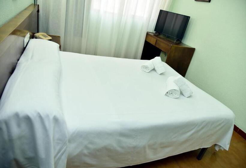 חדר סטנדרט יחיד, Sierra De Arcos