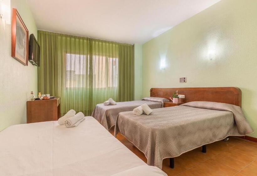 חדר סטנדרט לשלושה, Sierra De Arcos