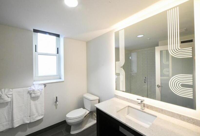 Номер Стандарт, Tryp By Wyndham Newark Downtown