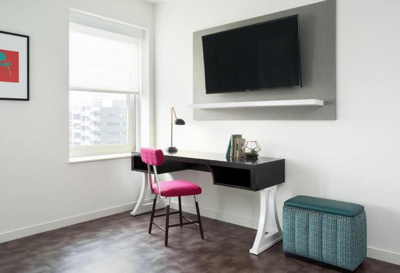 Номер Deluxe, Tryp By Wyndham Newark Downtown