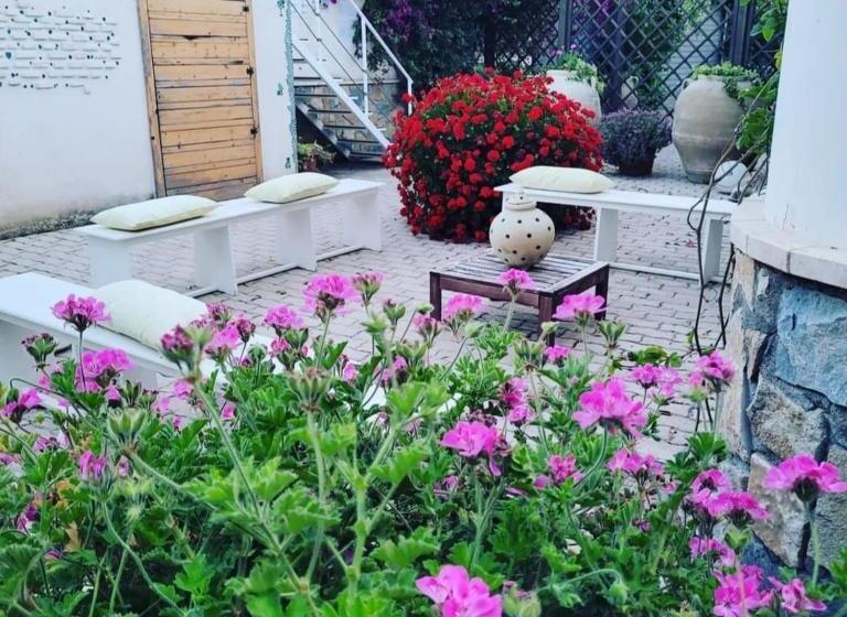 标准工作室, Pompei Suite