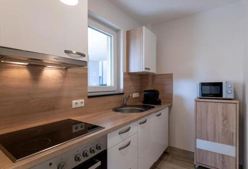 ファミリーステューディオ, Gleuel Inn   Digital Hotel & Serviced Apartments & Boardinghouse Mit Voll Ausgestatteten Küchen