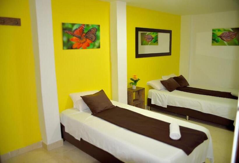 اتاق استاندارد سه نفره, Casa Alejandria