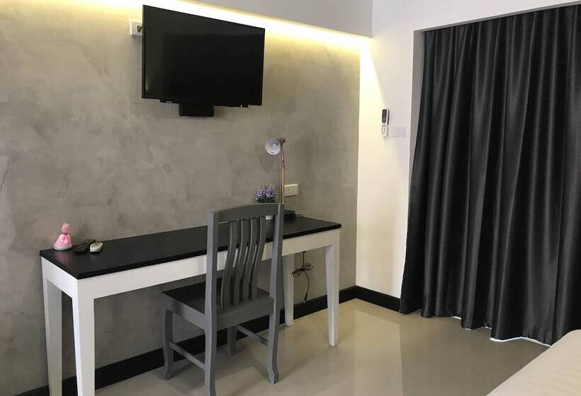 חדר סטנדרט, Chantra