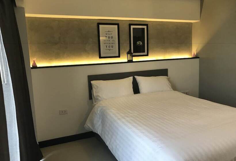 חדר סטנדרט, Chantra