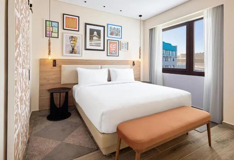 سوئیت پریمیوم, Hyatt Centric Cairo West
