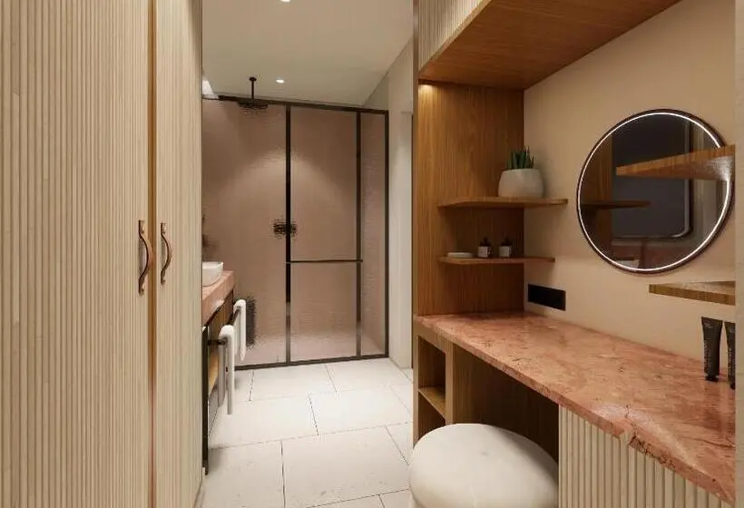 سوییت لوکس, Hyatt Centric Cairo West