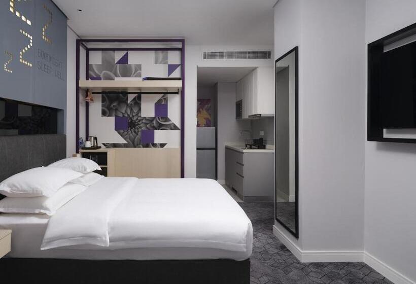 استودیو استاندارد با تخت کینگ, Studio M Muscat