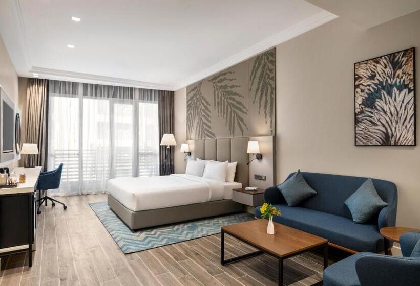 キングサイズベッドのスイートルーム, Mercure Riyadh Al Anoud