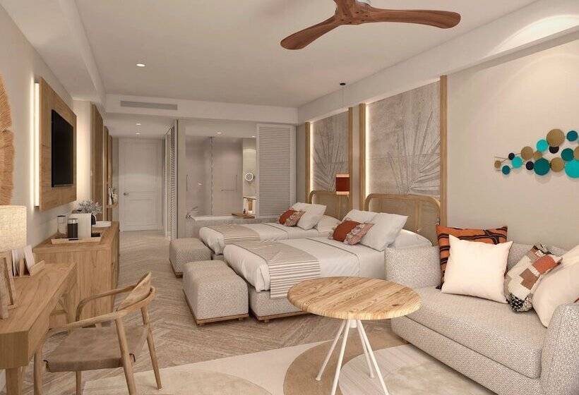 Клубный полулюкс с боковым видом на море, Dreams Playa Esmeralda Resort & Spa