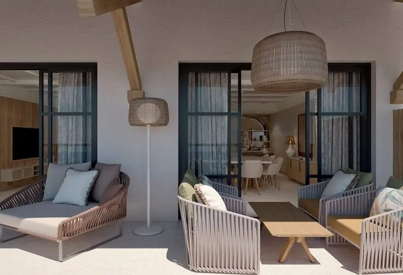 スイートクラブ シービュー, Dreams Playa Esmeralda Resort & Spa