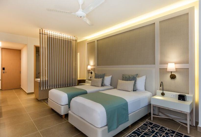 חדר סופריור, Irotama Lago