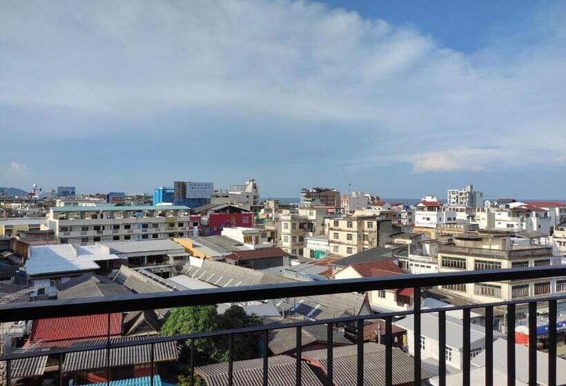 琮城市景观的豪华间, Baan Manthana Hotel, Hua Hin