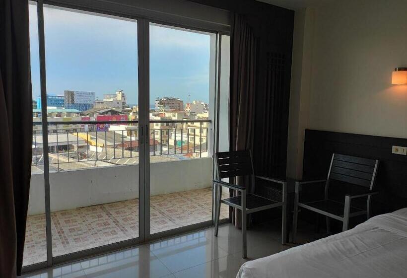 琮城市景观的豪华间, Baan Manthana Hotel, Hua Hin