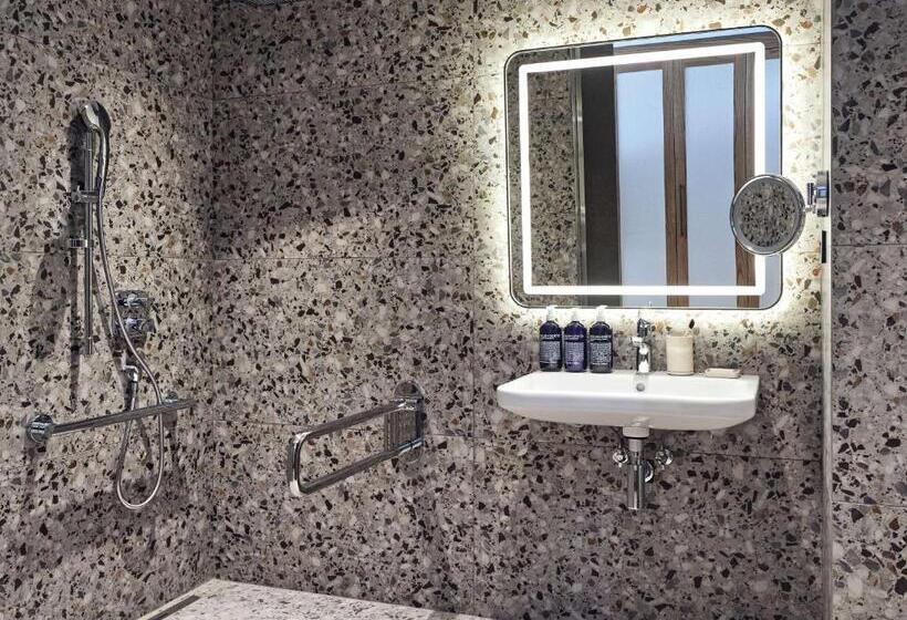 Номер Стандарт Кровать Кинг Адаптированный для Инвалидов, Hyde Bodrum - Adult Only