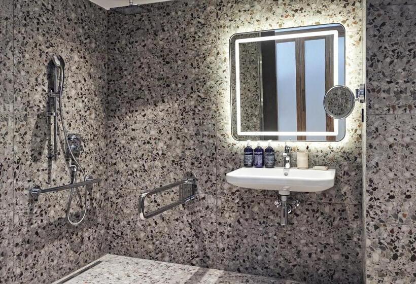 장애인을 위한 킹사이즈 침대 스탠다드 룸, Hyde Bodrum - Adult Only