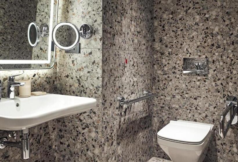 Номер Стандарт Кровать Кинг Адаптированный для Инвалидов, Hyde Bodrum - Adult Only