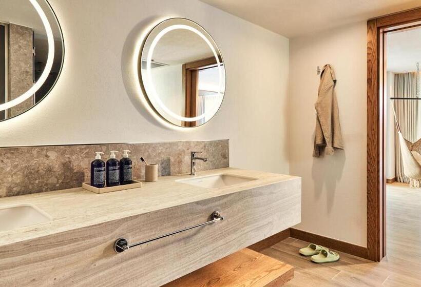 스위트 킹사이즈 침대, Hyde Bodrum - Adult Only