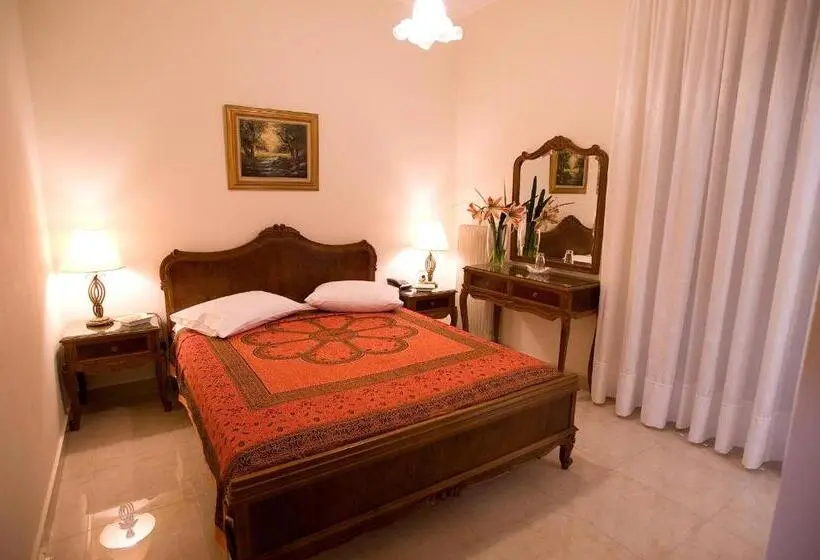 Chambre Standard, Urania