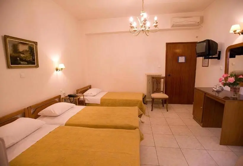 Chambre Triple Standard, Urania
