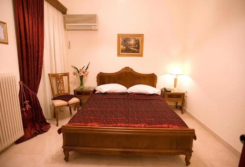 Chambre Standard Individuelle, Urania